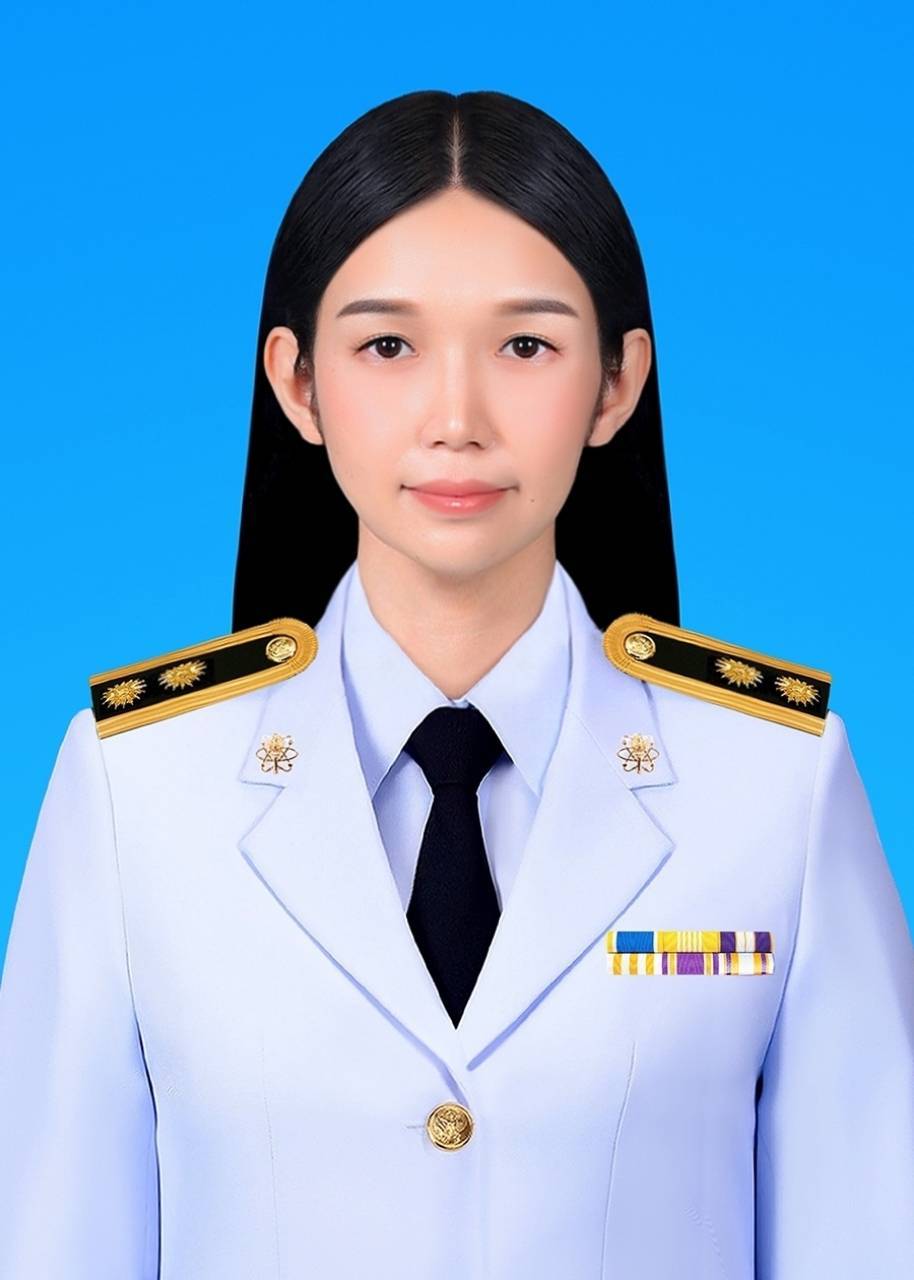นางสาวประภาพร ปานประเสริฐกุล
